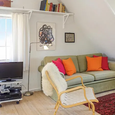 Apartment 1 Bedroom In