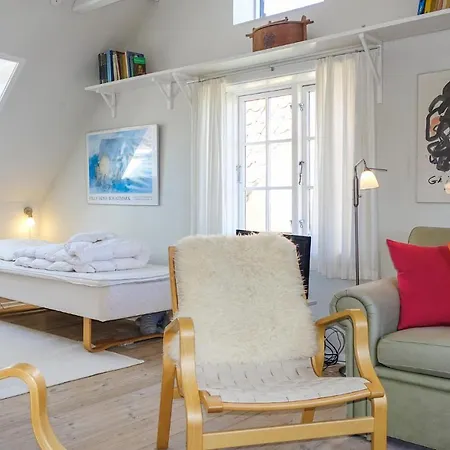 Apartment 1 Bedroom In Svaneke