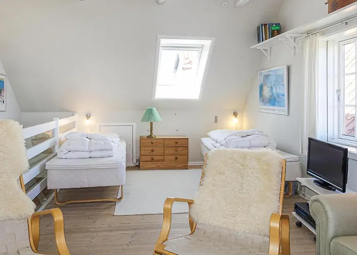 1 Bedroom In *